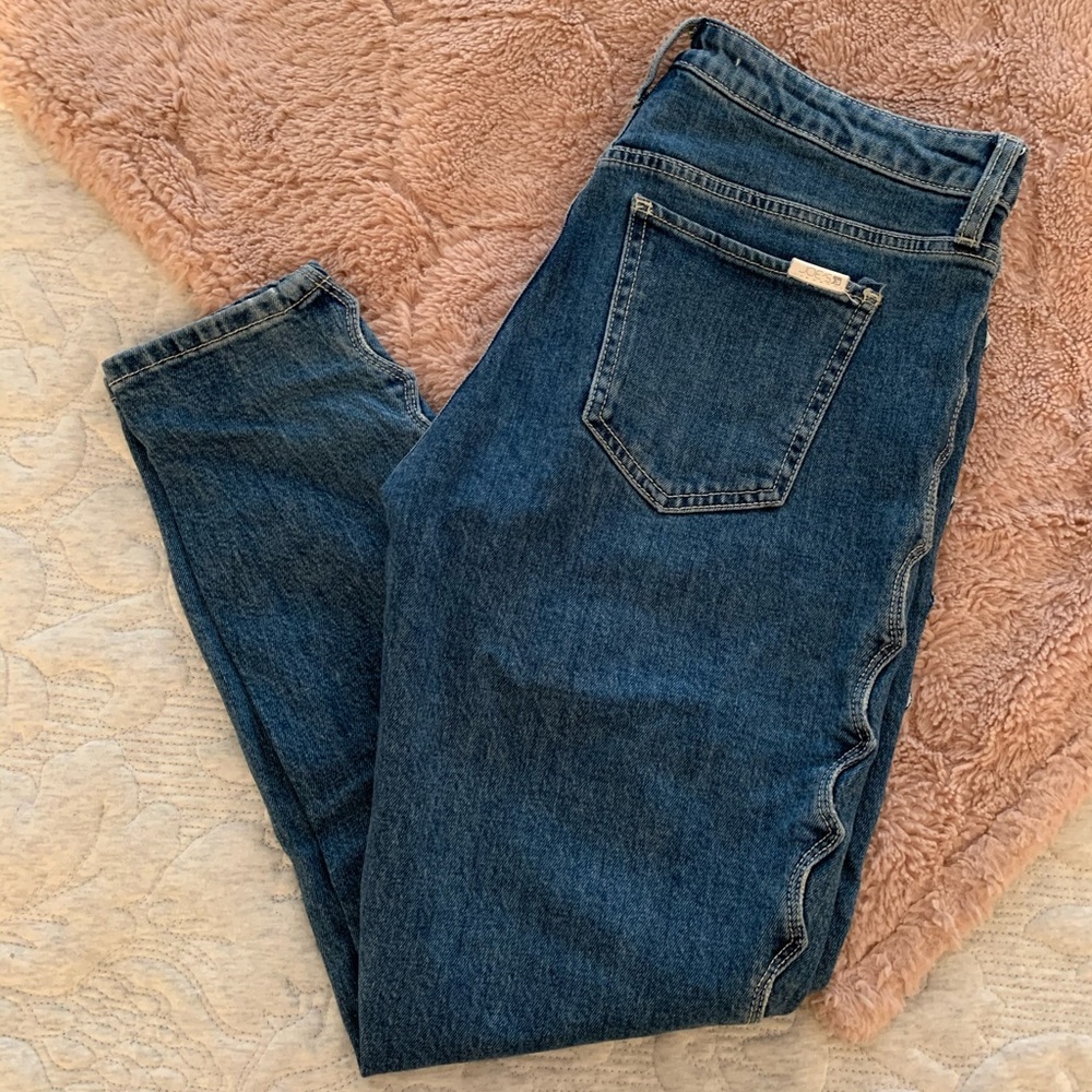 Joe’s Jeans! 👖 Scalloped seam